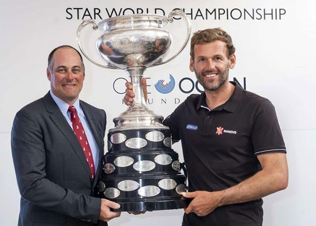 The defending champions are the benchmark: Mateusz Kusznierewicz (Poland/r.) and coxswain Bruno Prada (Brazil). © SSL