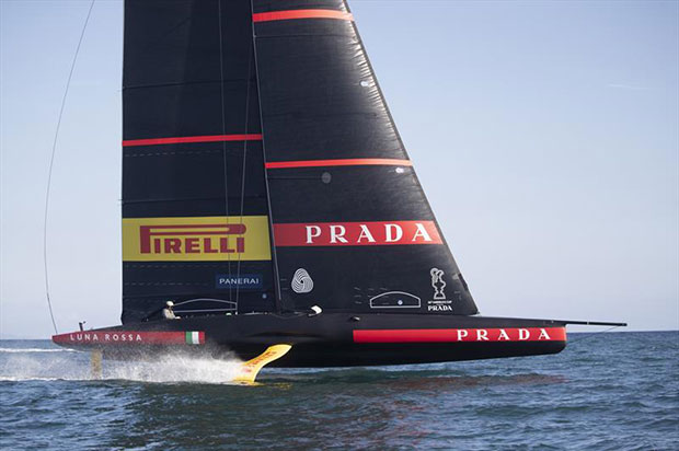 Luna Rossa training in Cagliari © Carlo Borlenghi
