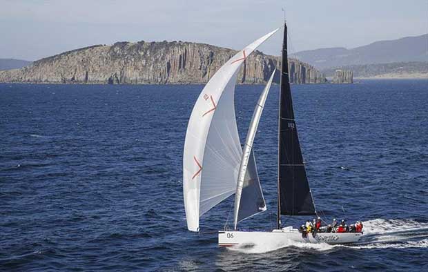 Matt Donald and Chris Townsend's TP52 Gweilo is the defending Audi Centre Sydney Blue Water Pointscore champion © Carlo Borlenghi / Rolex