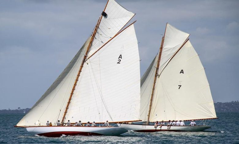 Rawhiti (1905 Logan) - and Rainbow (1895 Logan) - Mahurangi Regatta - January 29, 2022 © Richard Gladwell - Sail-World.com/nz