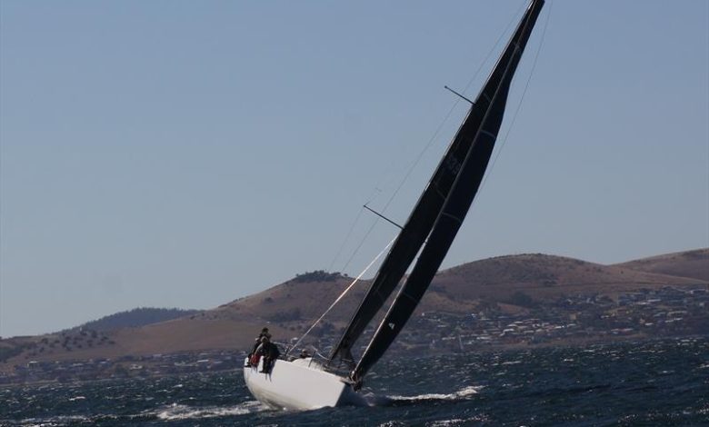 Hobart Combined Clubs Long Race Series - Race 4: Jazz Player reefed in the strong winds after the early afternoon calm ©Andrew Burnett